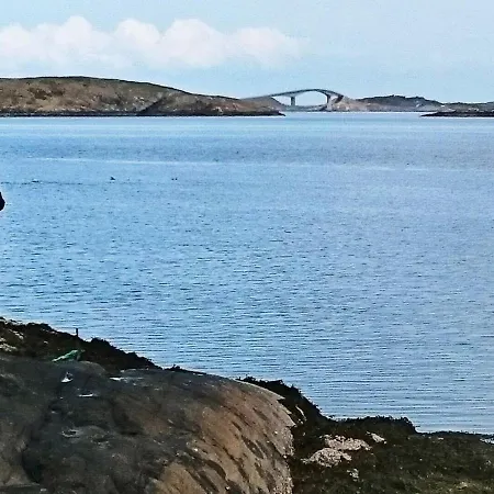 4 Person In Vevang-by Traum *