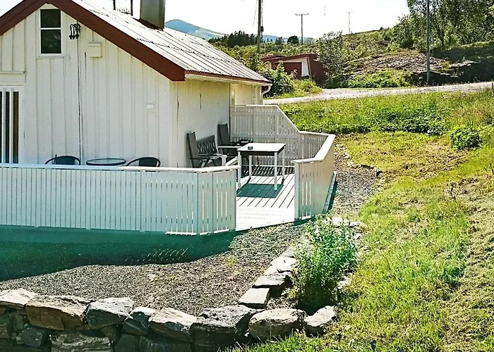 4 Person In Vevang-by Traum * Vevang