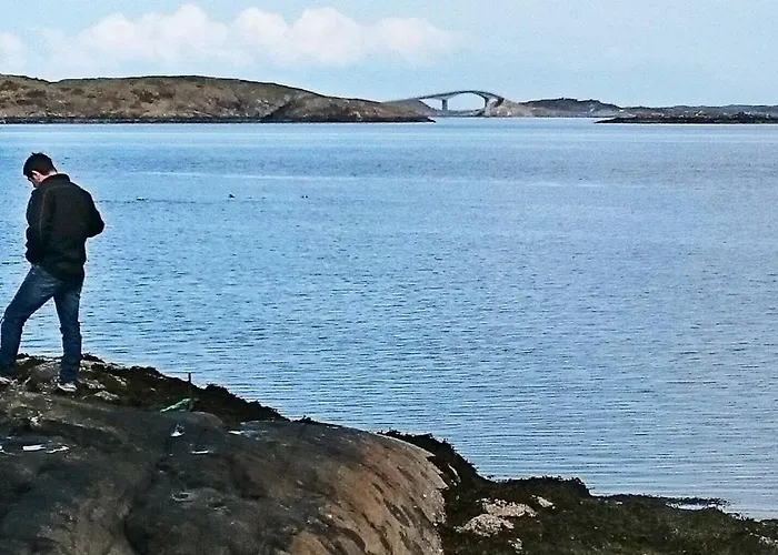 4 Person In Vevang-by Traum *